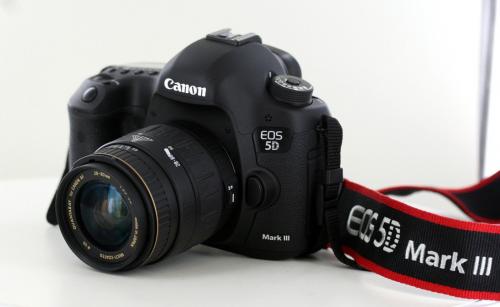 vendo Canon EOS 5D III camera 600 contacto c - Imagen 1