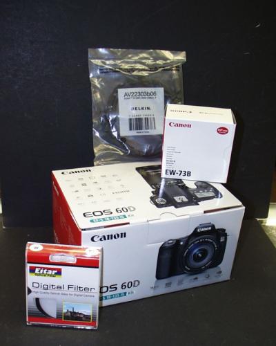 Nikon D700 12MP DSLR Camera  Package Content  - Imagen 3